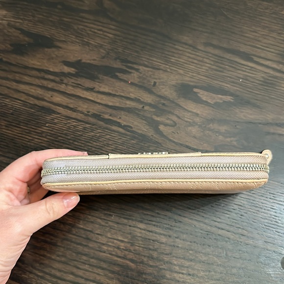 Coach patent leather wallet - Picture 5 of 13